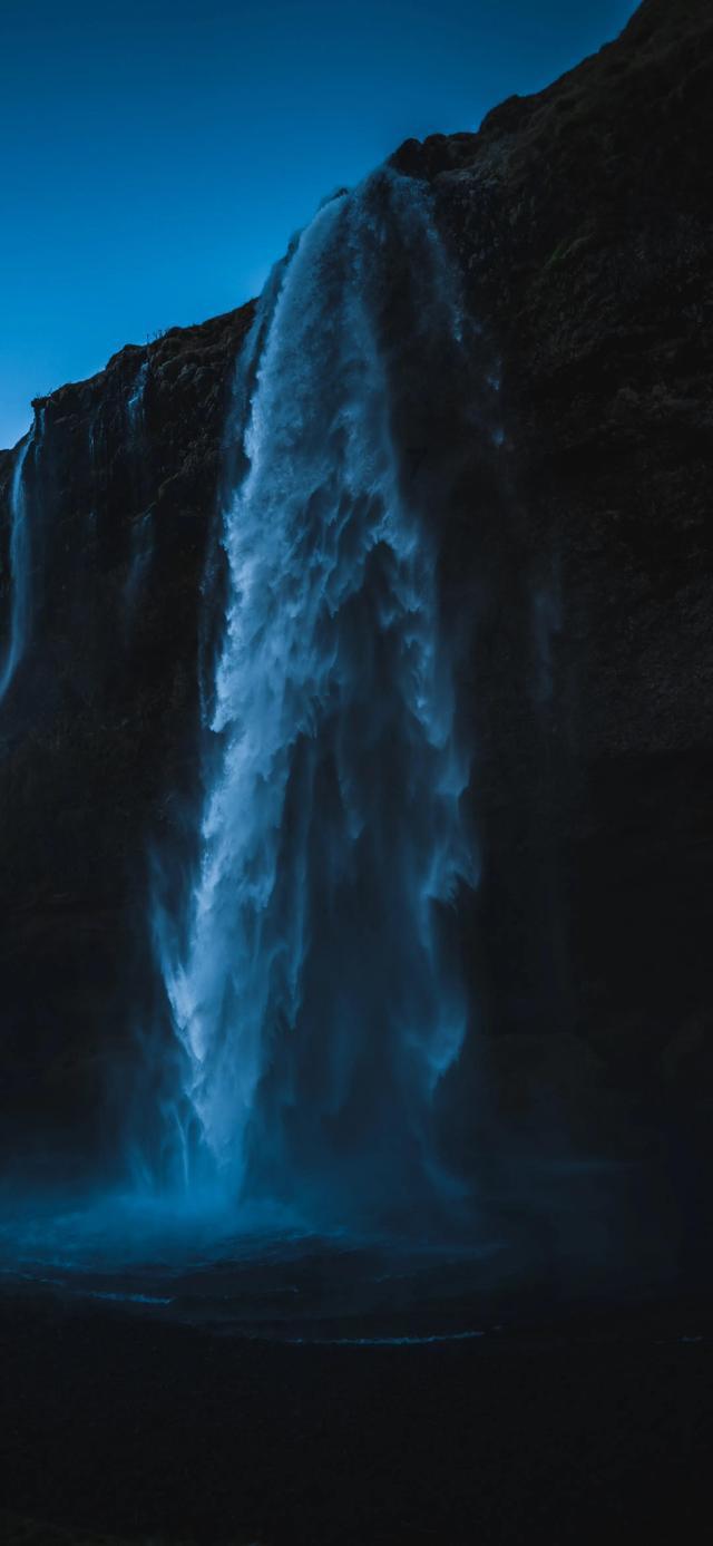 岩浆地牢