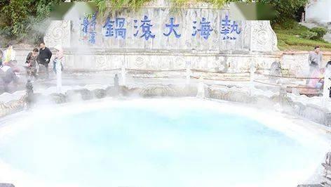 咸阳市公路局长武管理段齐心聚力除雪保畅通